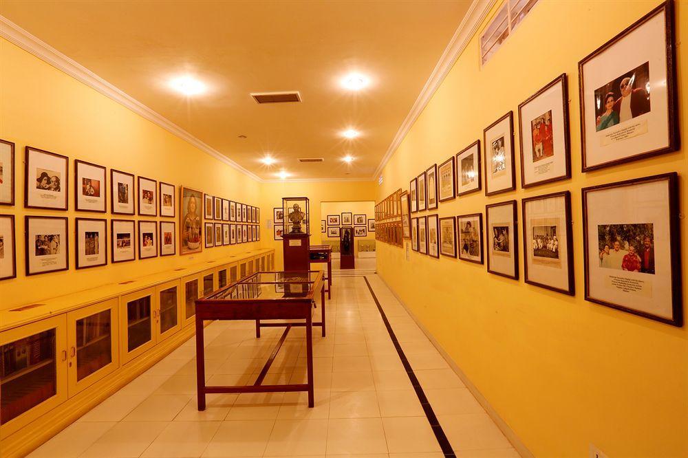 The Lallgarh Palace A Heritage Hotel Bikaner Esterno foto