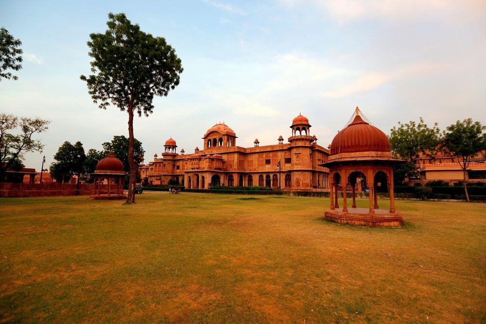 The Lallgarh Palace A Heritage Hotel Bikaner Esterno foto