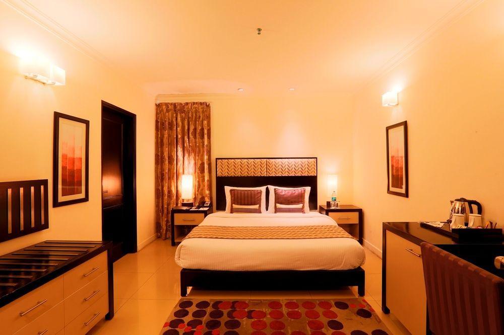 The Lallgarh Palace A Heritage Hotel Bikaner Esterno foto