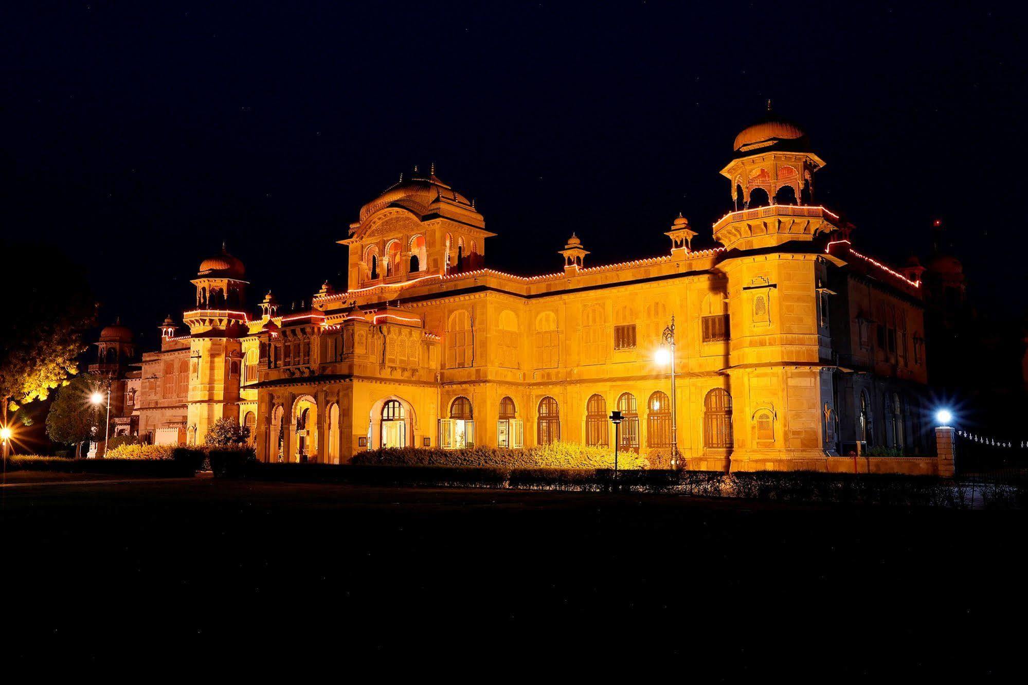 The Lallgarh Palace A Heritage Hotel Bikaner Esterno foto