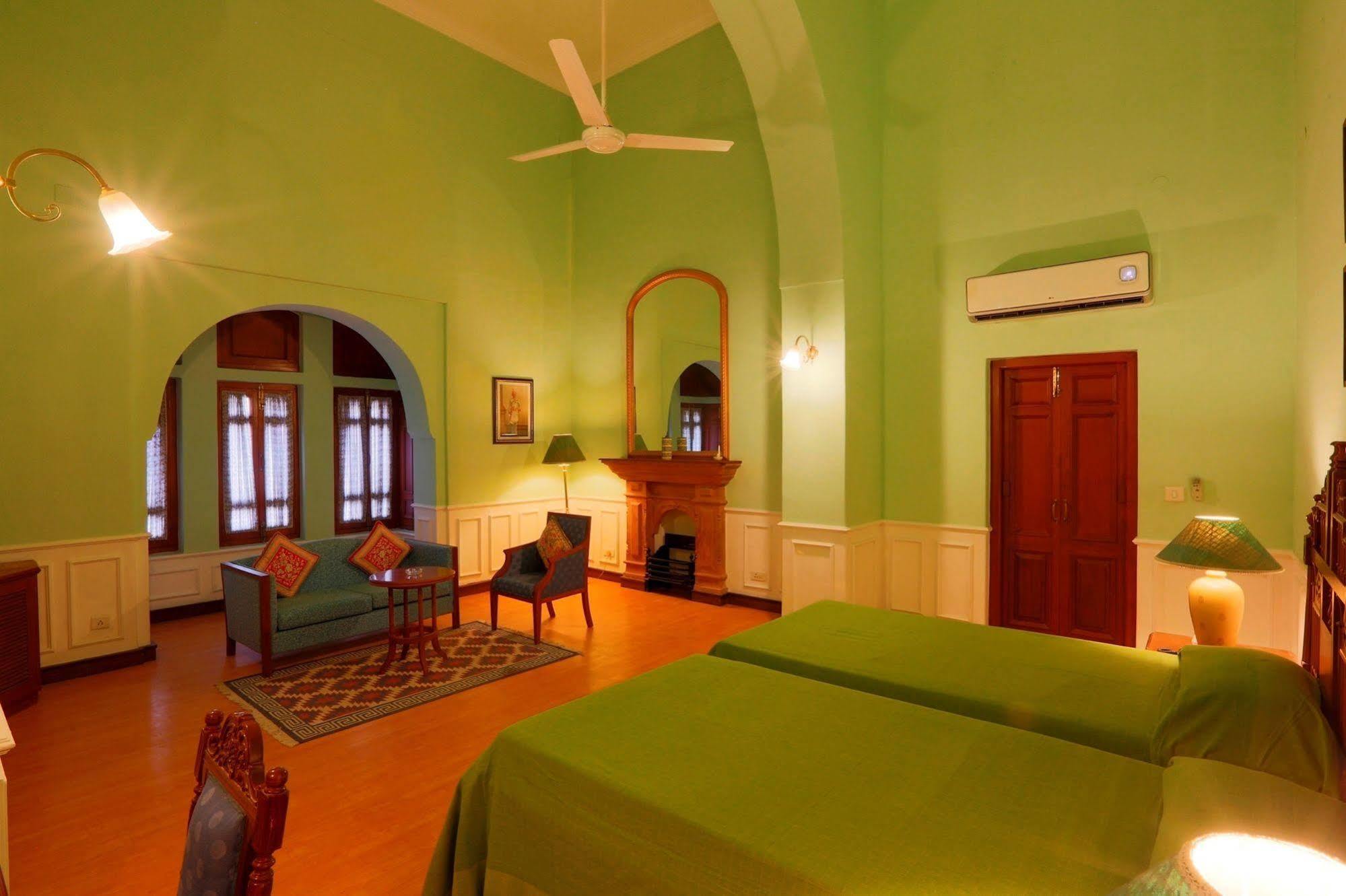 The Lallgarh Palace A Heritage Hotel Bikaner Esterno foto